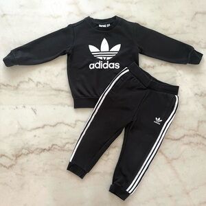 Adidas Originals Toddler Adicolor Crew Set-Black/White/ size 4T